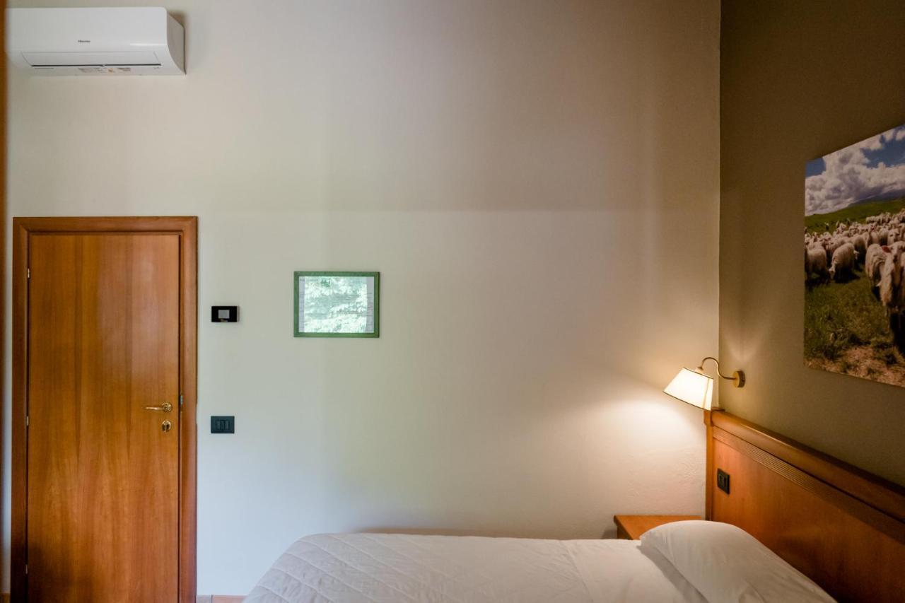 Hotel La Scottiglia E Ristorante Seggiano Eksteriør billede